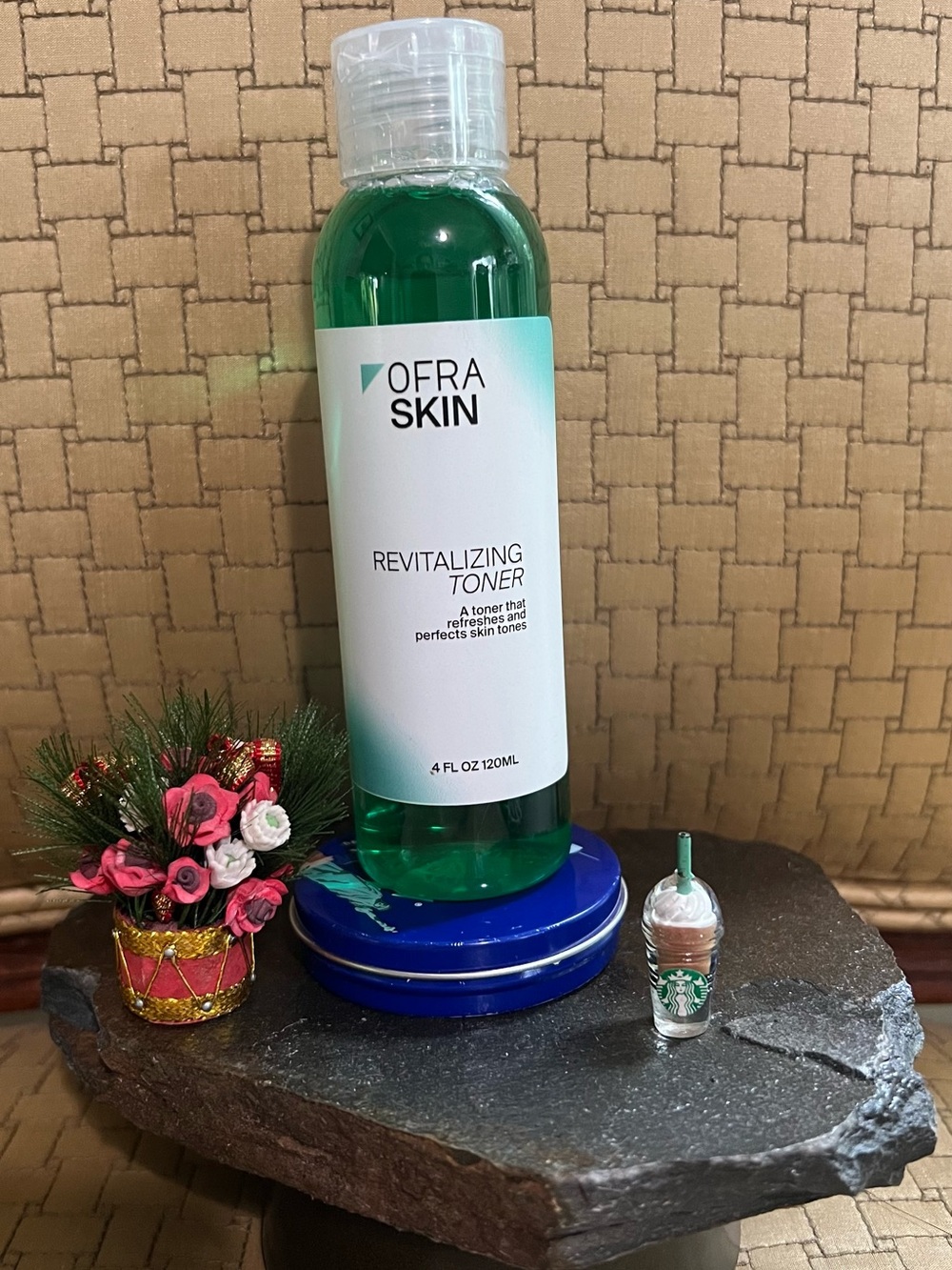 OFRA REVITALIZING TONER (brande new)